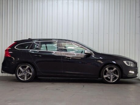 Volvo V60 D2 R-DESIGN NAV 14