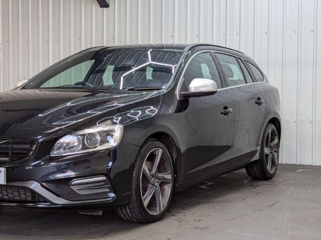 Volvo V60 D2 R-DESIGN NAV 20