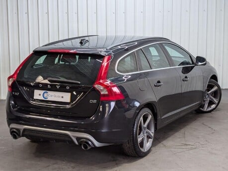 Volvo V60 D2 R-DESIGN NAV 10