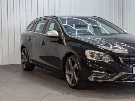 Volvo V60 D2 R-DESIGN NAV 18