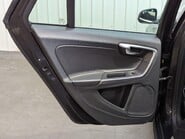 Volvo V60 D2 R-DESIGN NAV 64