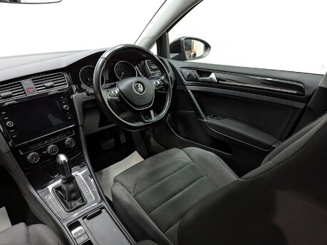 Volkswagen Golf GT TDI DSG 48