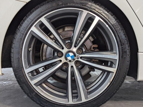 BMW 3 Series 320D XDRIVE M SPORT TOURING 31