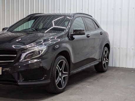 Mercedes-Benz GLA GLA 200 D AMG LINE PREMIUM 20