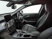 Mercedes-Benz GLA GLA 200 D AMG LINE PREMIUM 55