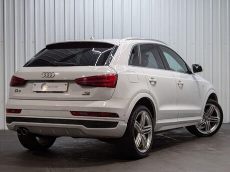 Audi Q3 TDI QUATTRO S LINE PLUS 2