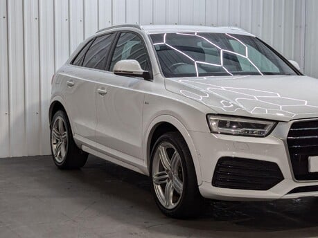 Audi Q3 TDI QUATTRO S LINE PLUS 18