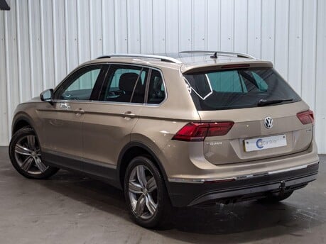 Volkswagen Tiguan SEL TSI 4MOTION DSG 12