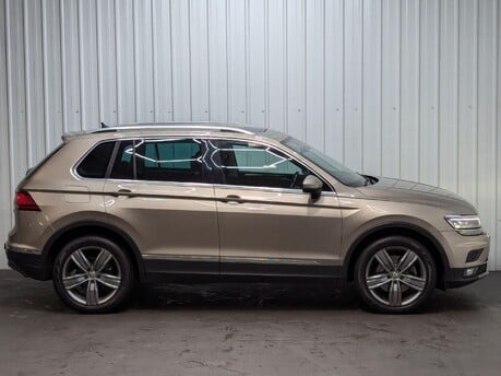 Volkswagen Tiguan SEL TSI 4MOTION DSG 13