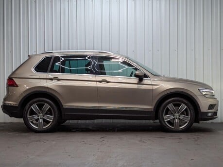 Volkswagen Tiguan SEL TSI 4MOTION DSG 14