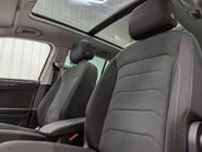 Volkswagen Tiguan SEL TSI 4MOTION DSG 58