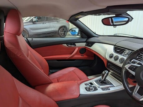 BMW Z4 2.0 20i Auto sDrive Euro 6 2dr 59