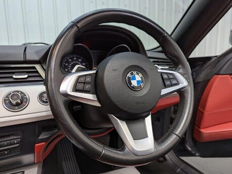 BMW Z4 2.0 20i Auto sDrive Euro 6 2dr 72