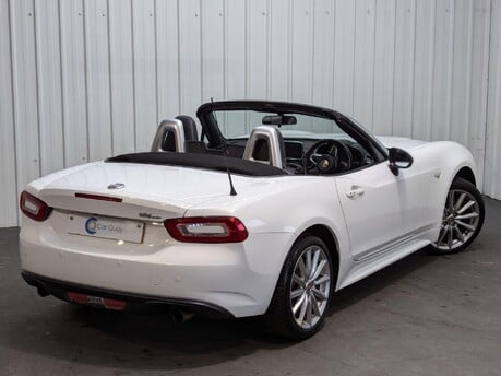 Fiat 124 Spider 1.4 MultiAir Lusso Plus Euro 6 2dr 15