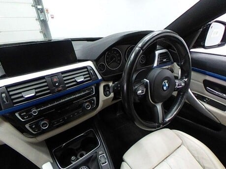 BMW 4 Series 420D M SPORT 9