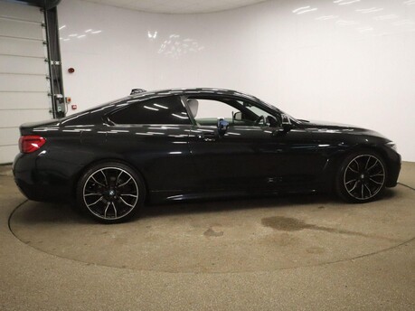 BMW 4 Series 420D M SPORT 4