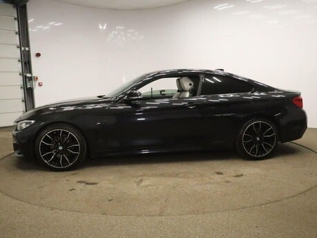 BMW 4 Series 420D M SPORT 8