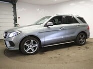 Mercedes-Benz GLE GLE 250 D 4MATIC AMG LINE 1