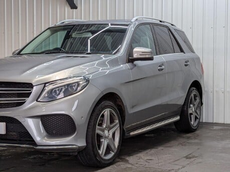 Mercedes-Benz GLE GLE 250 D 4MATIC AMG LINE 18