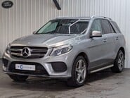 Mercedes-Benz GLE GLE 250 D 4MATIC AMG LINE 23