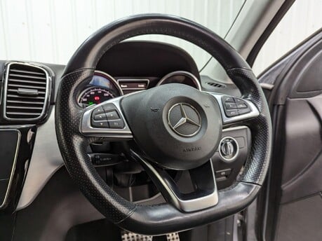 Mercedes-Benz GLE GLE 250 D 4MATIC AMG LINE 74