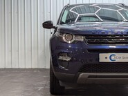 Land Rover Discovery Sport TD4 HSE BLACK 26