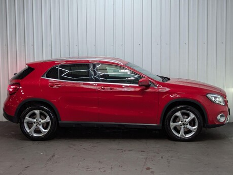 Mercedes-Benz GLA GLA 200 SPORT PREMIUM 13