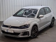 Volkswagen Golf GTE DSG 9