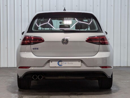 Volkswagen Golf GTE DSG 37