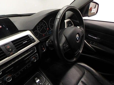 BMW 3 Series 320D ED PLUS 9