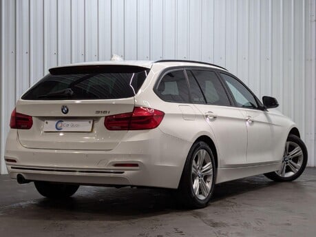 BMW 3 Series 318I SPORT TOURING 2