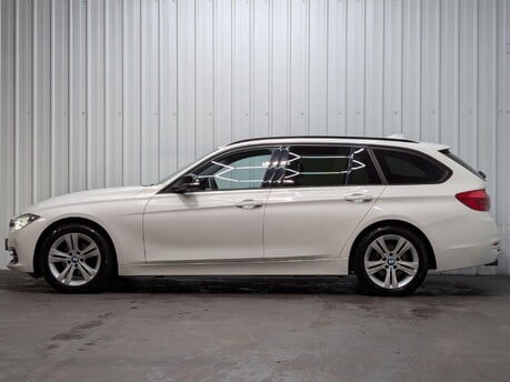 BMW 3 Series 318I SPORT TOURING 15