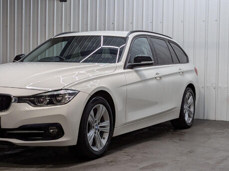 BMW 3 Series 318I SPORT TOURING 20