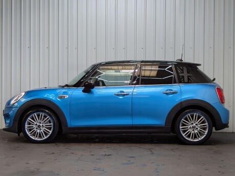 Mini Hatch COOPER 15