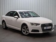 Audi A4 TFSI SPORT 1