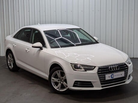 Audi A4 TFSI SPORT 7