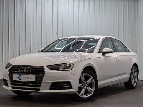 Audi A4 TFSI SPORT 8