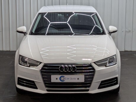 Audi A4 TFSI SPORT 22