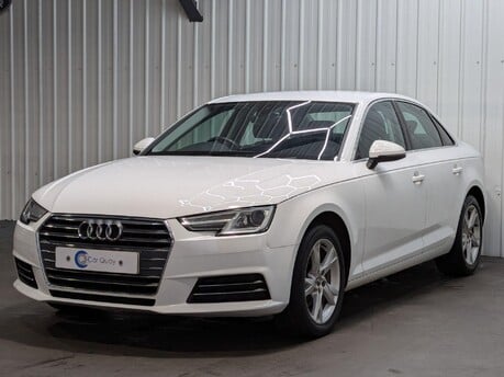 Audi A4 TFSI SPORT 25