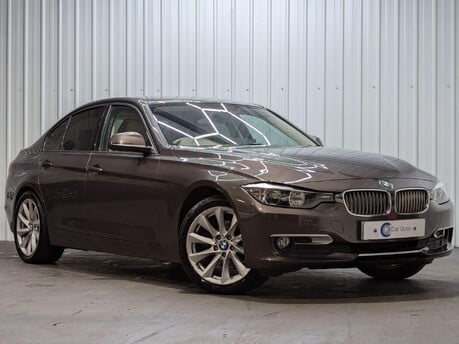 BMW 3 Series 320D MODERN 4