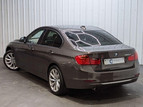 BMW 3 Series 320D MODERN 10