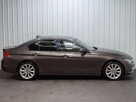 BMW 3 Series 320D MODERN 11