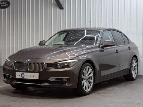 BMW 3 Series 320D MODERN 23