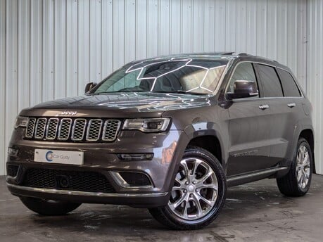 Jeep Grand Cherokee V6 MULTIJET II SUMMIT 8