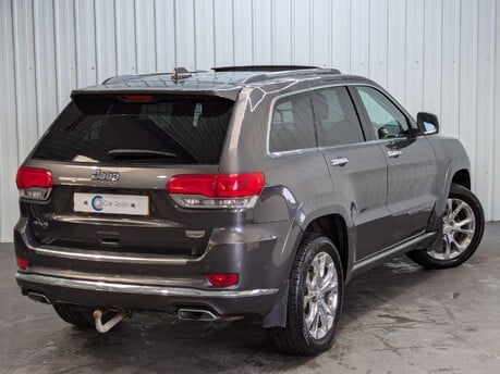 Jeep Grand Cherokee V6 MULTIJET II SUMMIT 10