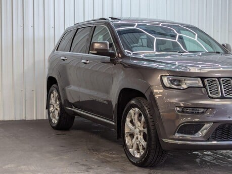 Jeep Grand Cherokee V6 MULTIJET II SUMMIT 16