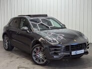 Porsche Macan TURBO PDK 5