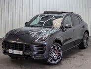 Porsche Macan TURBO PDK 7