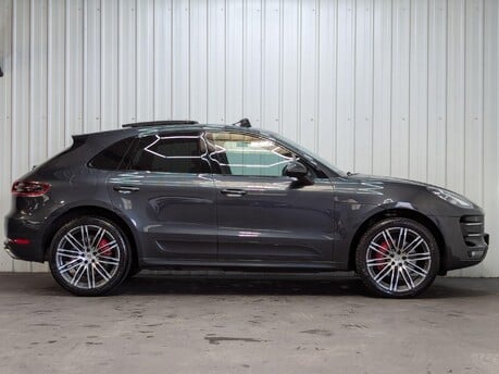 Porsche Macan TURBO PDK 12