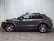 Porsche Macan TURBO PDK 14